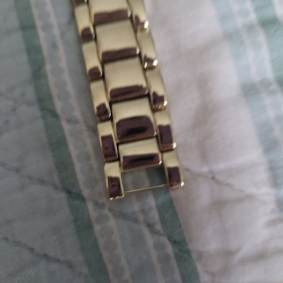 Jessica Carlyle Gold Watch - Picture 4 of 5